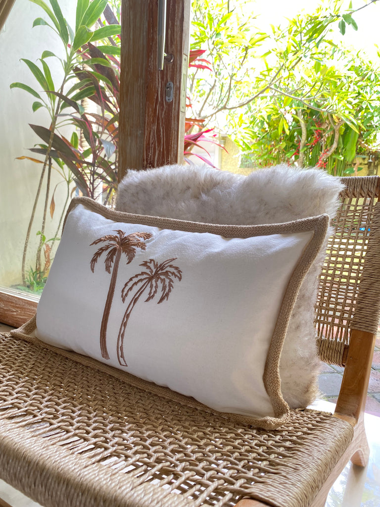 How to Add Texture to Interior Design with Decorative Pillow