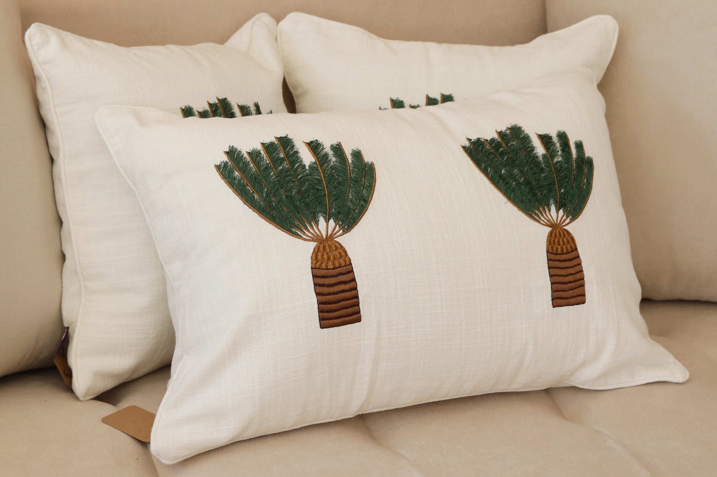 Palm Embroidery Pillowcase