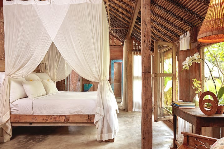 Balinese Wooden House 30 Feet Long