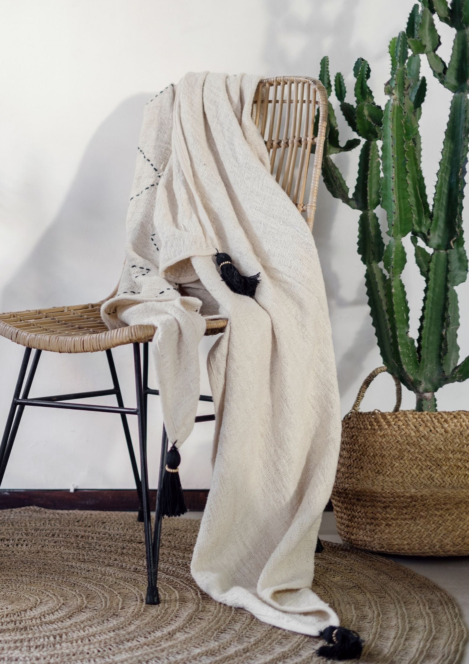 Beige Tassel Bed Throw Blanket Handloom Cotton