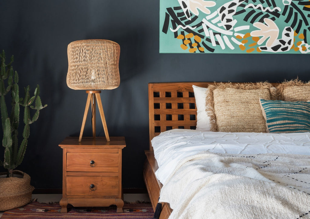 Bali Rattan Tripod Leg Nightstand Table Lamp