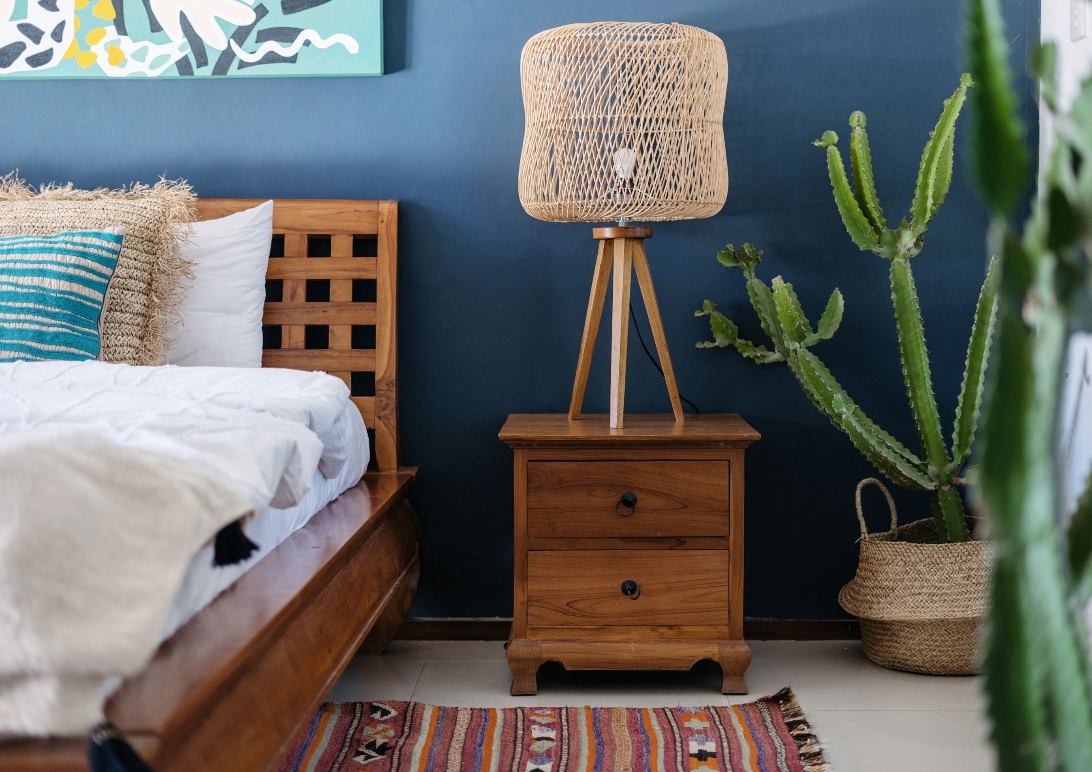Bali Rattan Tripod Leg Nightstand Table Lamp