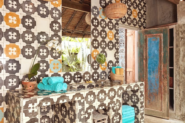 Balinese Wooden House 30 Feet Long