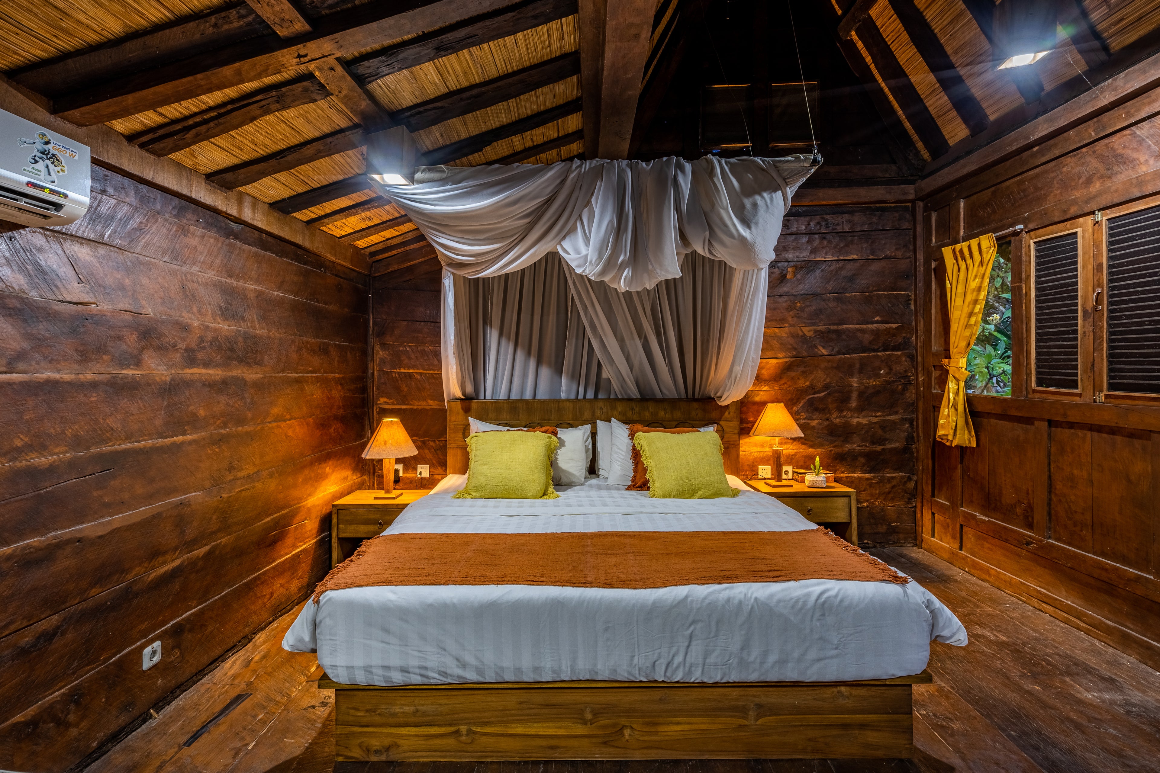 Balinese Wooden House 20 Feet Long